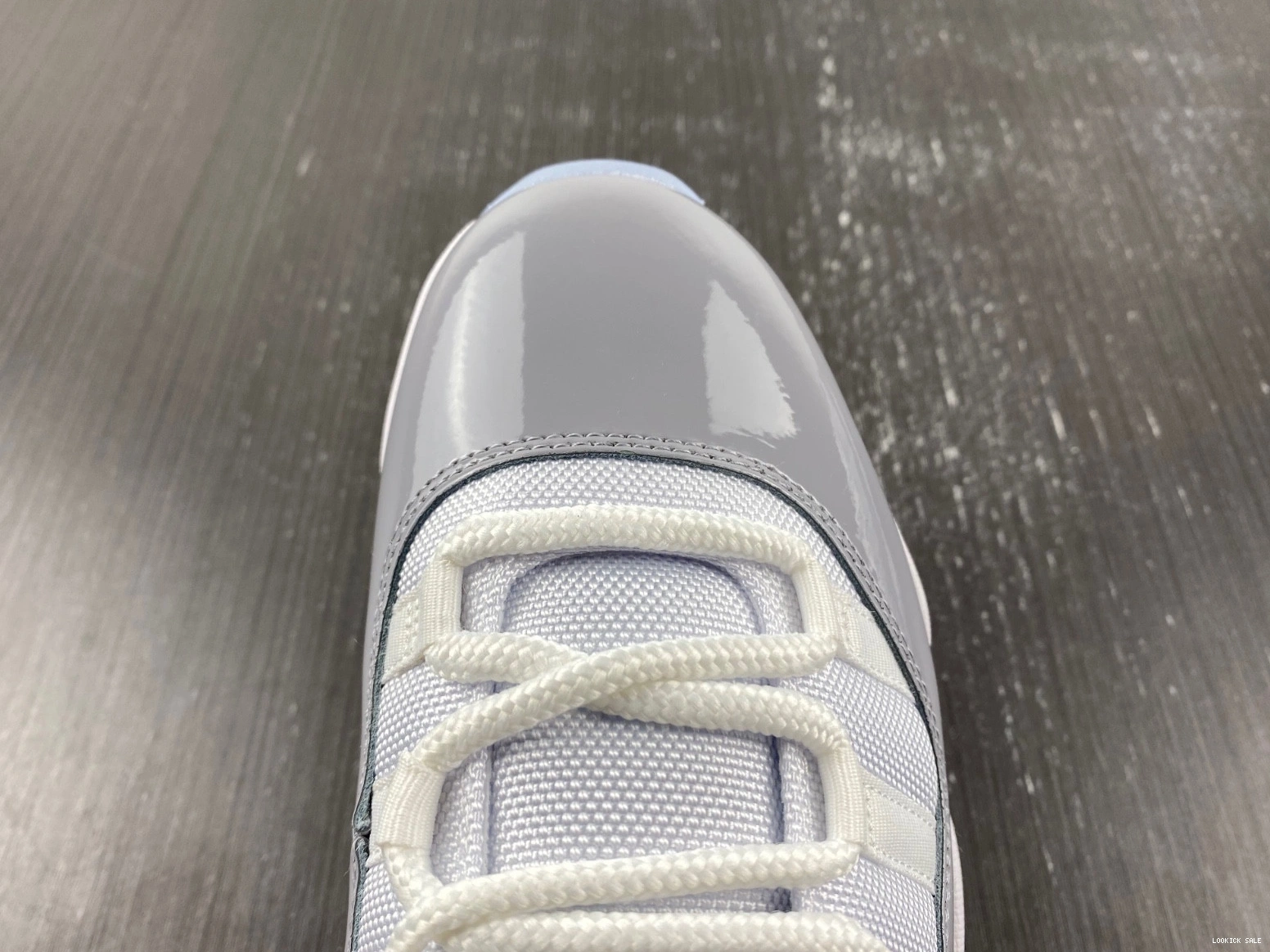 Cheap Cement AV2187-140 11 Air Jordan Low Grey 0518